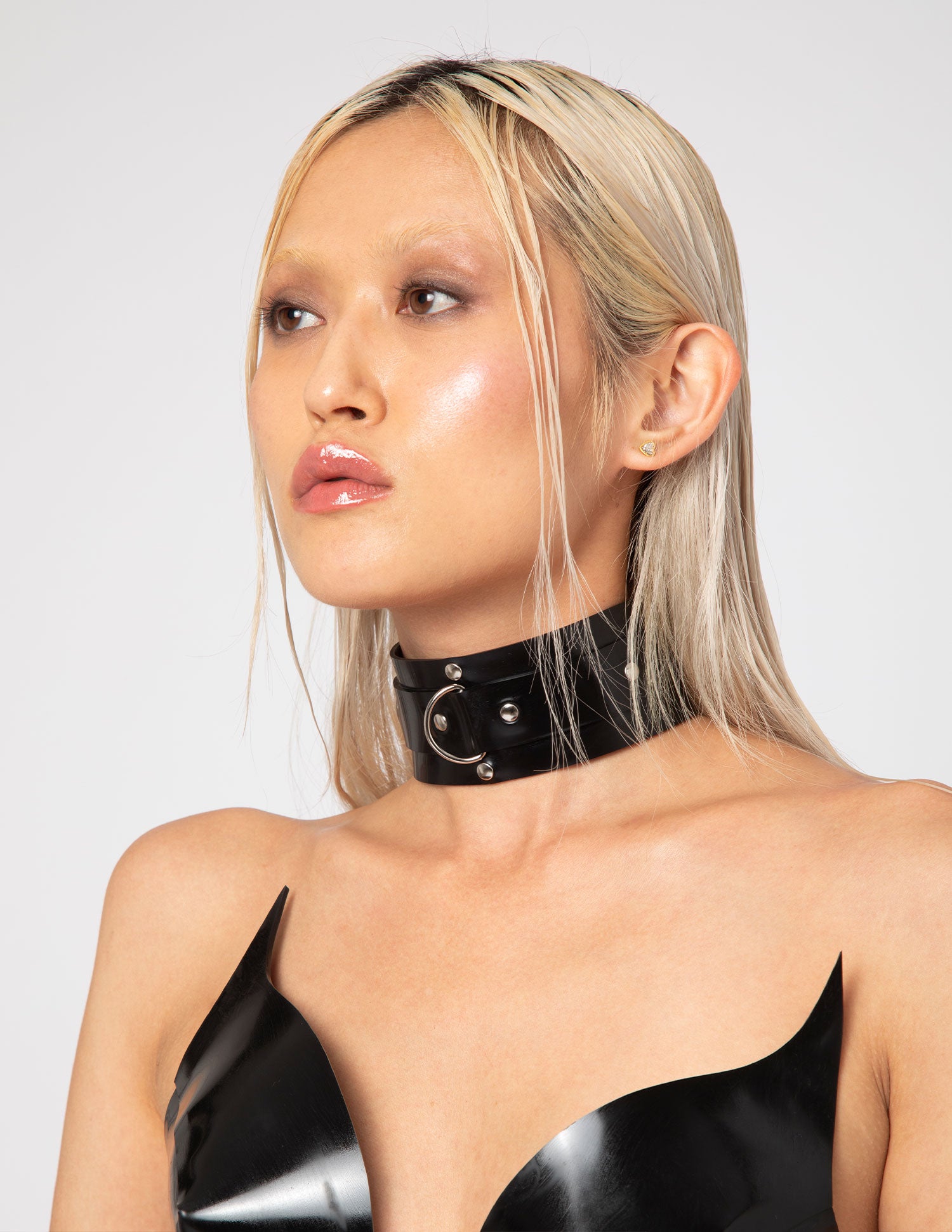 Bondage Choker finiture argentate